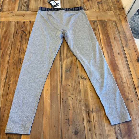 Under Armour Boys Heather Gray Cold Gear Leggings Size XL NEW WITH TAGS - Picture 2 of 5